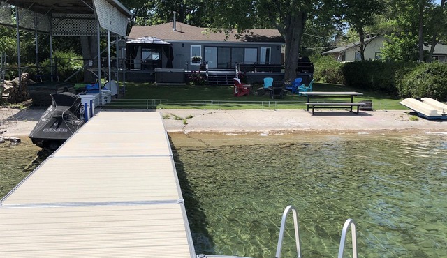 Luxury Modern Waterfront Cottage