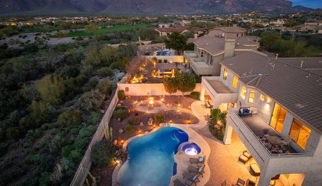 Luxury Mountain Estate +Heated Pool+Spa &Theater