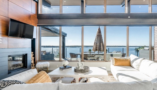 Luxury Muskoka Waterfront Cottage | 5BR | Sauna, EV Charger, Sleeps 12