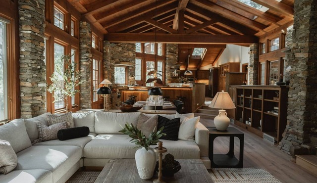 Luxury Nature Getaway Stone House by Casa Oso