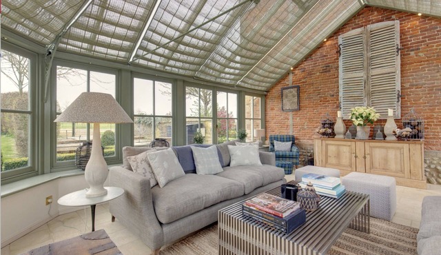 Luxury Norfolk Retreat on Small Estate.