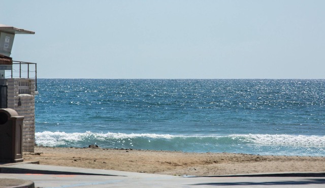 Luxury North Coast Village Extensively Remodeled & just steps to the sand.