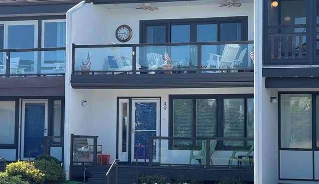 Luxury North Shores Villa: Steps to Private Beach, Pool, Tennis & Ocean Views!