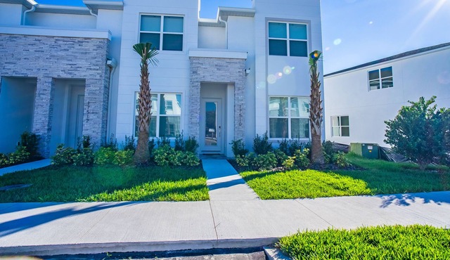 Luxury Oasis: 4BR Villa with Pool & Opulent Amenities - 17510 HF