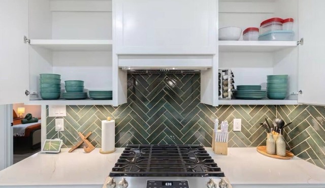 Luxury Oasis 5B 2B+Jacuzzi+Pet Friendly