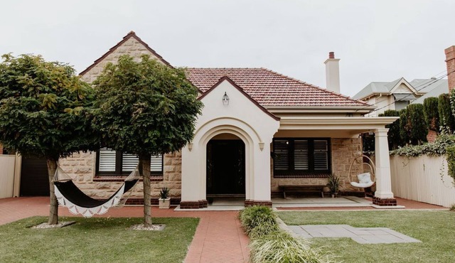 Luxury Oasis On Fortrose - Beauty at the Bay