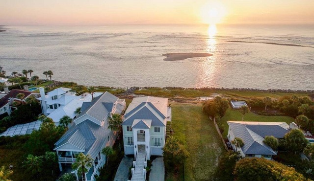 Luxury Oceanfront Home with Breath Taking Sunrise Views