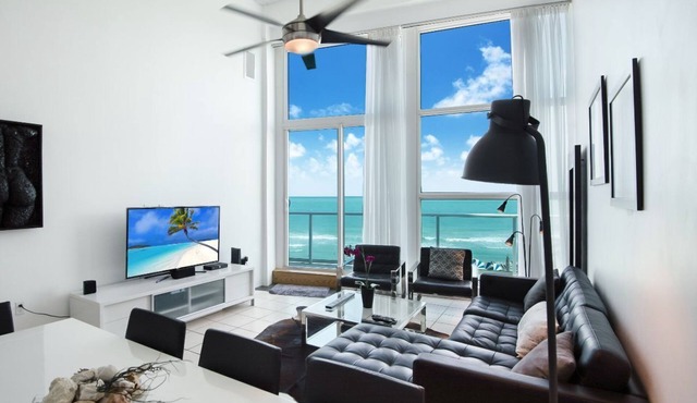 Luxury - Ocean front 3 Bed 2 Bath two story condo in Vibrant Miami Beach