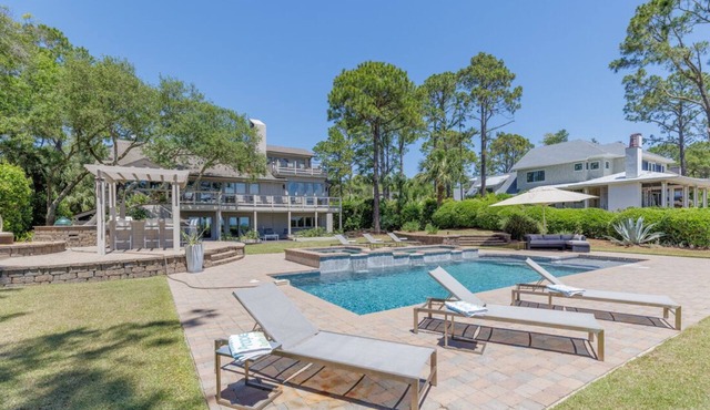 Luxury Oceanfront Oasis w/Pool, Spa, Outdoor Kitchen, & Bar