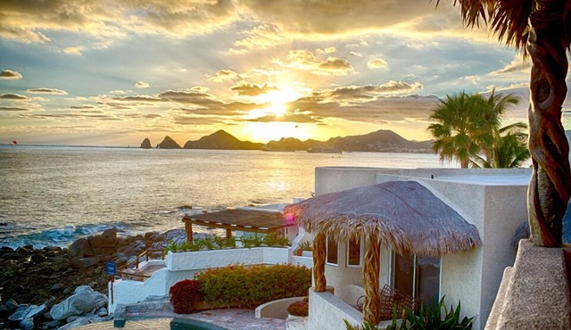Luxury Oceanfront Villa in Cabo San Lucas