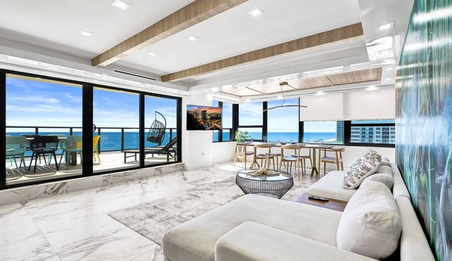 Luxury Oceanfront Condo 2BR 2.5BA with 700Sqft Terrace, Sauna, Resort Amenities & Pools 1501