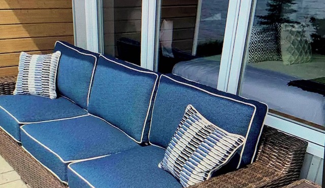 Luxury Oceanfront Cottage 2