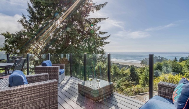 Luxury Oceanview Home with Panoramic Ocean Views, Hot Tub, Outdoors, Bonus Room