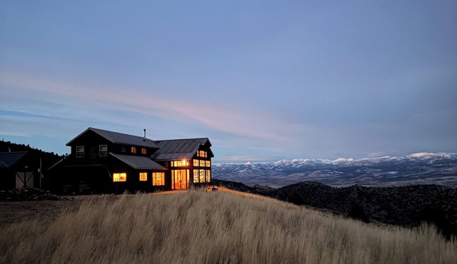 Luxury Off-Grid Lodge with the Best Views in Montana