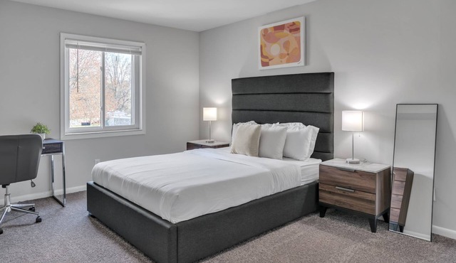 Luxury on a Budget! Spacious Retreat Awaits