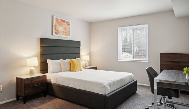 Luxury on a Budget! Spacious Retreat Awaits