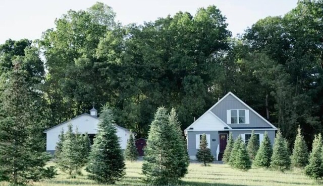 Luxury on Seneca Wine Trail, 3 King Beds with Awesome Country View