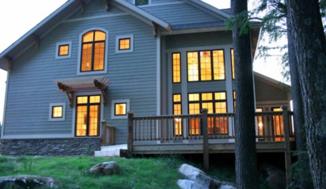Luxury on the 3L chain sleeps 8+ at the Northernaire Resort's Premier Unit!