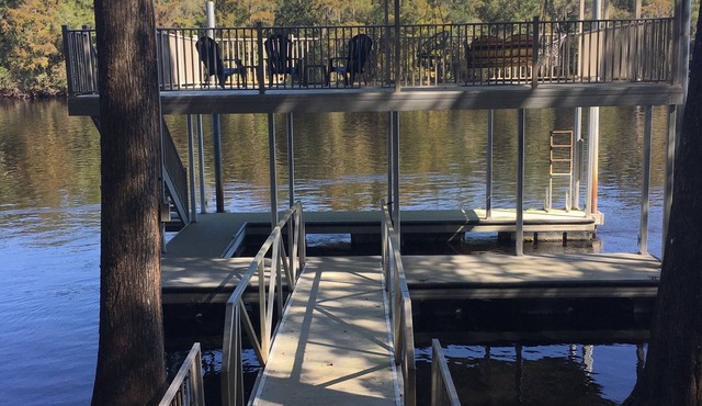 Luxury on the Suwannee