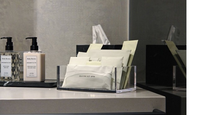 Luxury One Bedroom, ensuite bathroom, in suite laundry & concierge services