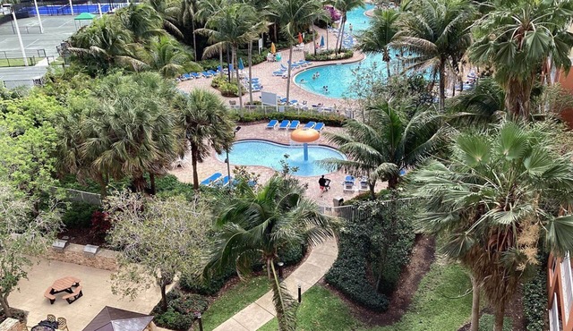 Luxury one bedroom unit with full amenities