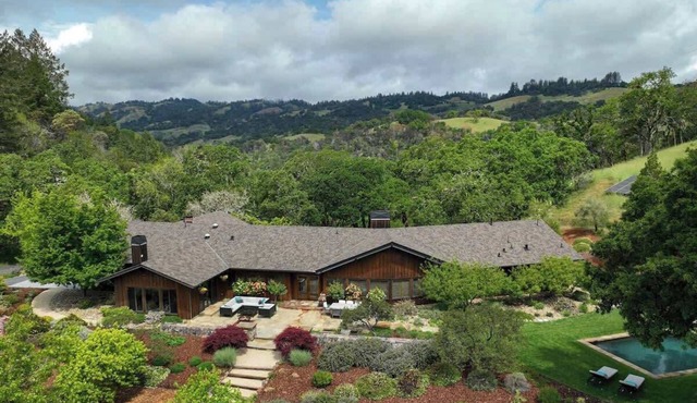 Luxury Organic Ranch Fabulous for Groups with Farm