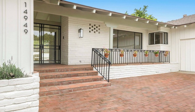 Luxury Pacific Palisades Home - Walk Everywhere!