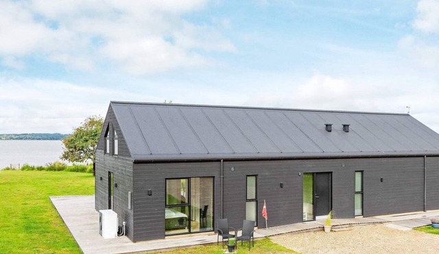 Luxury Panoramic Retreat-By Traum