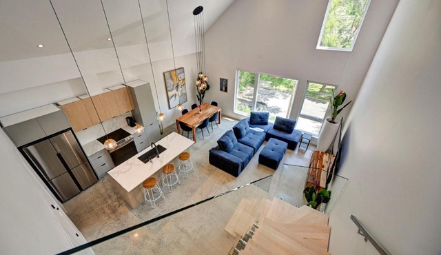 Luxury Penthouse 3Bedrooms 2Bathrooms Downtown Private Roof Terrace presented by TripMontreal