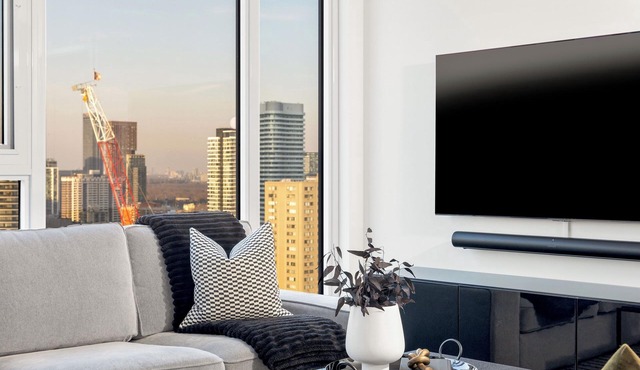 Luxury Penthouse DT | 3 Beds | Outdoor Fire & BBQ