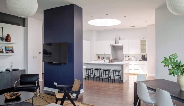 Luxury Penthouse Loft - Heart of Fulton Market