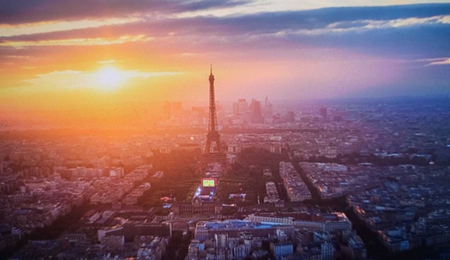 luxury penthouse near champs elysées