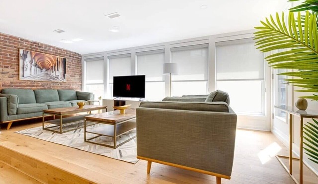 Luxury Penthouse w/Rooftop Patio & Parking - 8