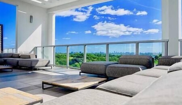 Luxury Penthouse with Water Views and Massive Private Terrace and Free Parking