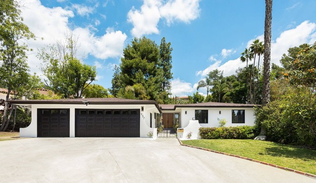 Luxury Pool Home in Glendale - Brand New!