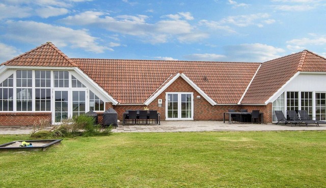 Luxury Pool House by Sea - By Traum Ferienwohnungen