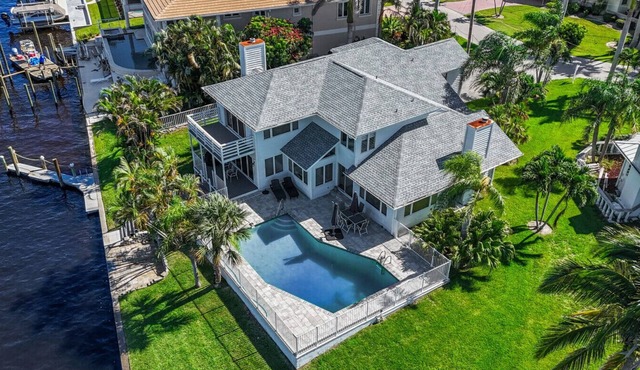 Luxury Pool Villa Located Directly On The River In A Fantastic Location