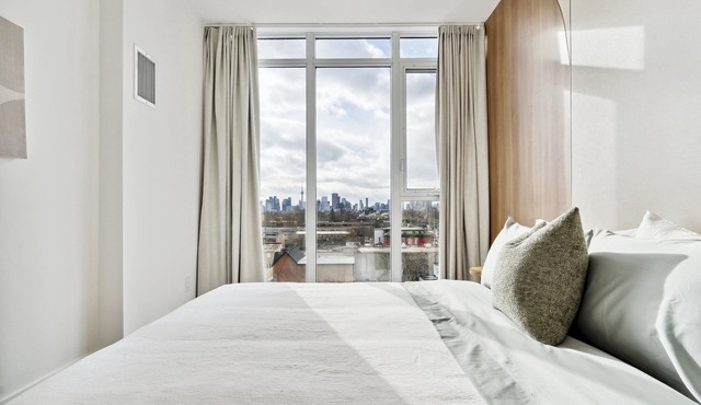 Luxury, Privacy, Perfection in Leslieville!