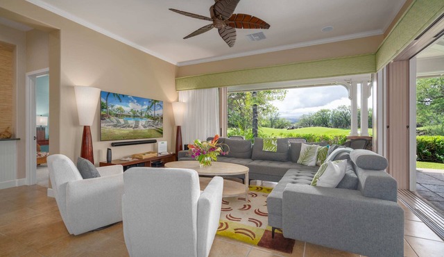 Luxury + Privacy ✨ Sleeps 8 🛌 Beach Club Access 🏖️