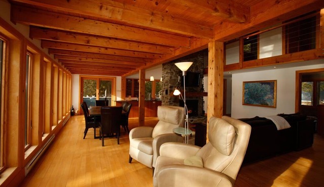 Luxury Private Property Directly On The Lake with small beach and wharf