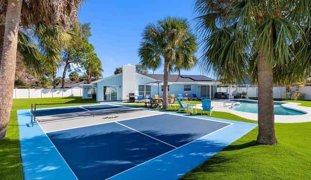 Luxury Private Resort | Pickleball Pool Relax