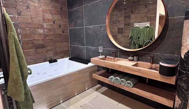 Luxury private suite, the colonial house