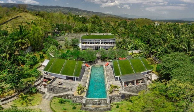 Luxury private Villa 5 b/rooms, peaceful, exclusive, 2 klmtrs to Dolphin beach