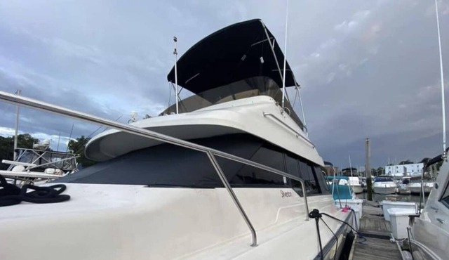 Luxury Private Yacht as Boathouse