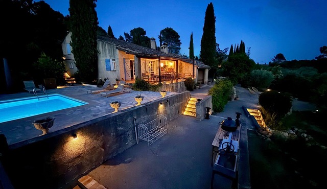 Luxury Provence Bastide, Sleeps 12 with Pool