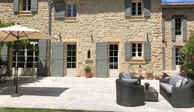 Luxury Provence Villa for Rent with Private Pool & Wonderful Garden