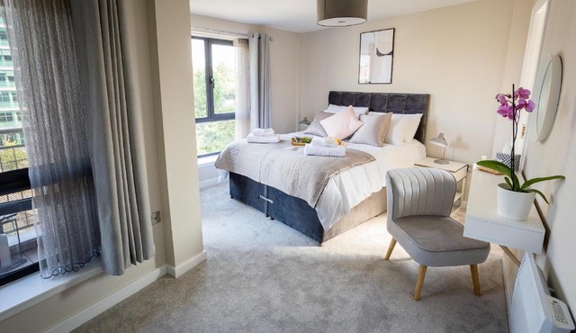 Luxury Quayside Apartment