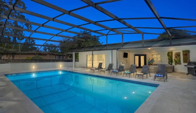 Luxury Ranch 2 Master Kg Bed w/heated Salted Pool