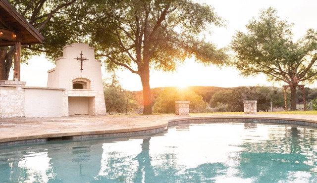 Luxury Ranch Retreat Pool, Sleeps 18
