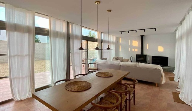 Luxury refuge amidst the nature reserve El Delta del Ebro